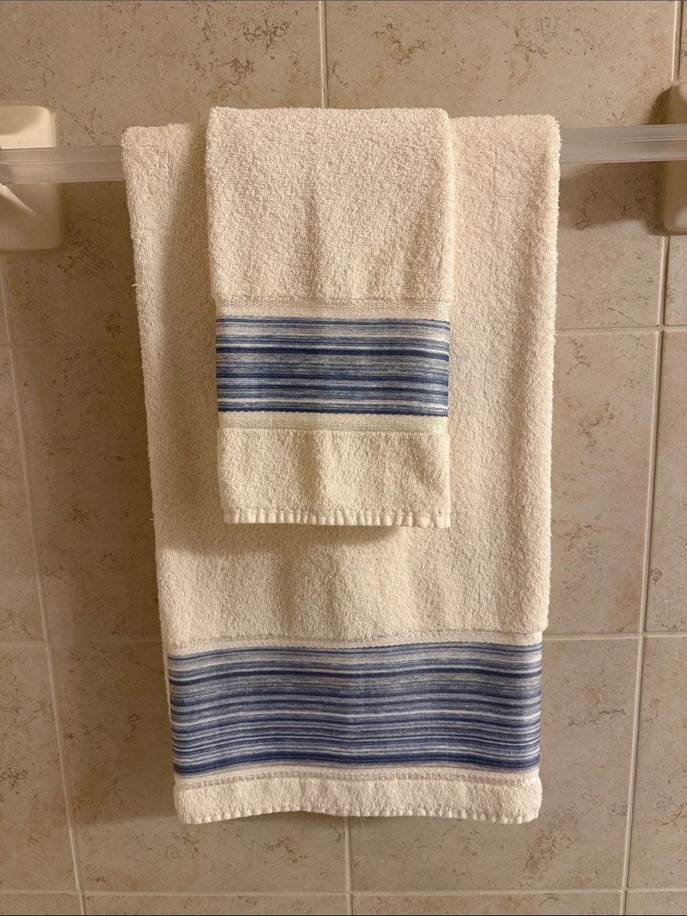 Cream Bath Towel Set with Blue Stripe Detail